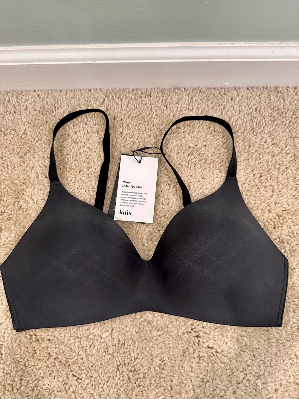 knix Infinity Wireless Bra in Black